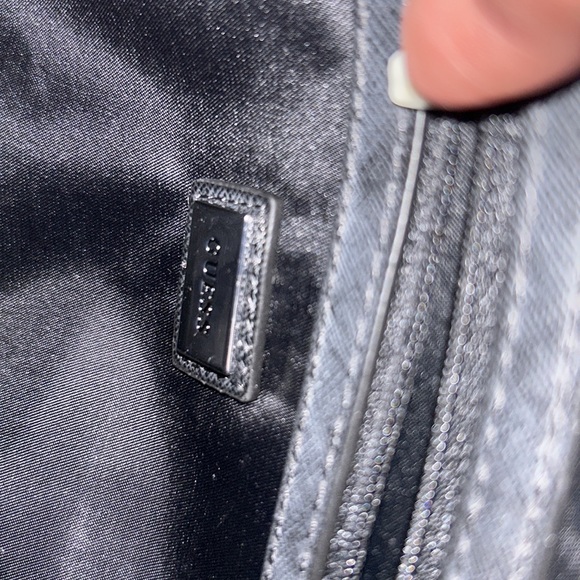 Guess purse - Picture 6 of 8